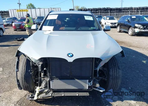 2023 BMW X3 xDrive30I z USA, uszkodzony, nr VIN 5UX53DP04P9S17792